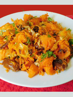 சாலட், ஸ்வீட், நட்டி (Salad, sweet and nutty) செய்முறை முக்கிய புகைப்படம்