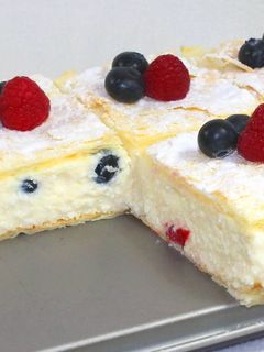 Gyümölcsös-túrós krémes recept fotója