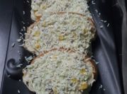 A picture of cheesy veg sandwiches
