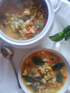 Una foto de Minestrone. (Un trocito de Italia en tu plato)