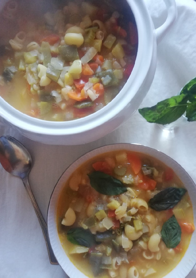 Una foto de Minestrone. (Un trocito de Italia en tu plato)