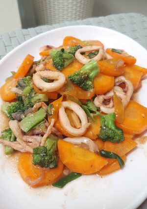 Foto resep Tumis Wortel Brokoli Cumi
