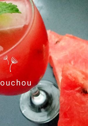 صورة لوصفة عصير الدلاع بالفلان 🍉🍷(البطيخ الاحمر)