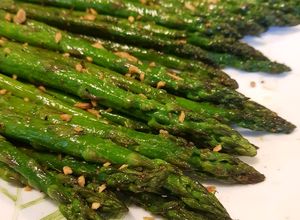 Foto resep Pan seared asparagus