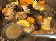 Hình ảnh của gà hầm