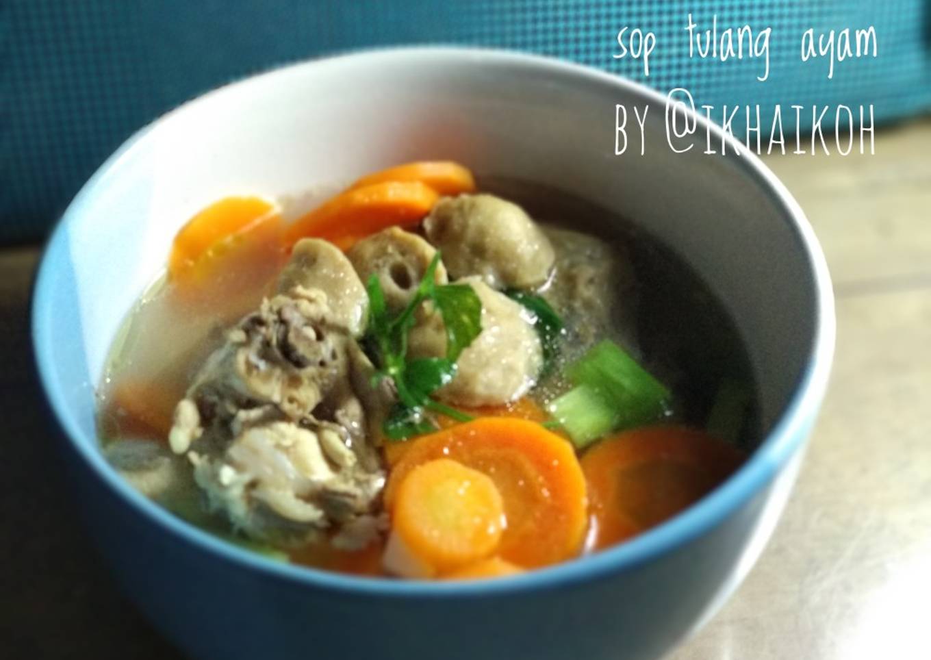 Sop tulang ayam