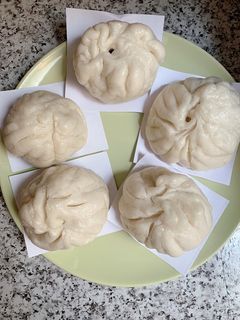 Hình của món Bánh bao nhân thịt.