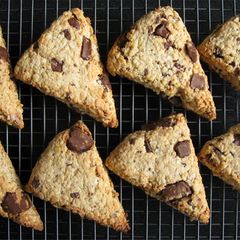 A picture of Banana & Oats Scones with Dark Chocolate (No Flour, No Egg).