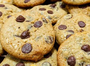 Foto de Cookies de baunilha com gotas de chocolate