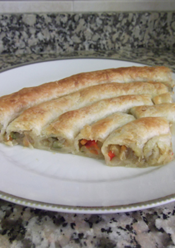 Una foto de Hojaldre relleno de verduras