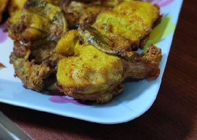 Ayam Goreng Kuning Ungkep (Bonus Tempe/Tahu)