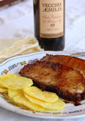 Una foto de Lomo de cerdo asado al vinagre de Módena
