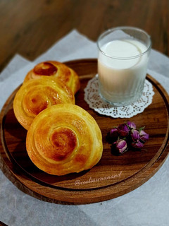 عکسی از دستور نان چند لایه ای کره ای