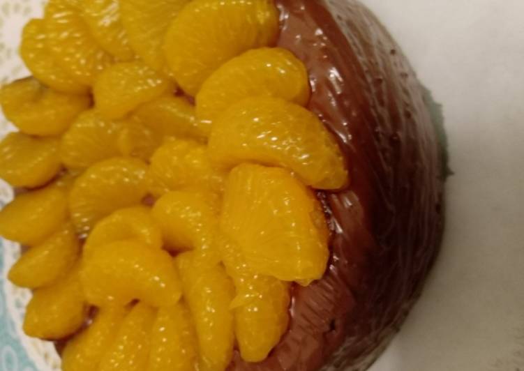 Schoko-Zitrus-Kuchen mit Mandarinen