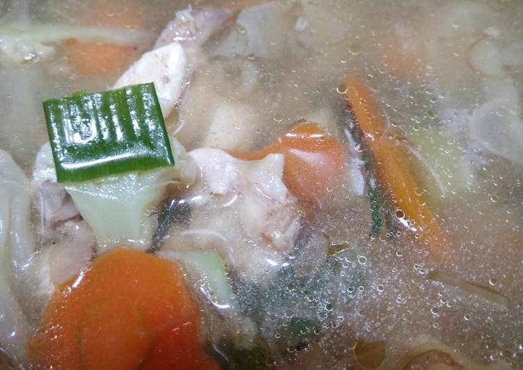 Clear chicken soup