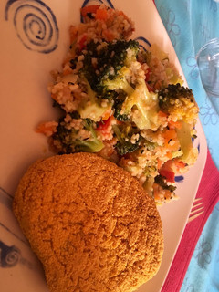 Una foto de Cuscús con verduras