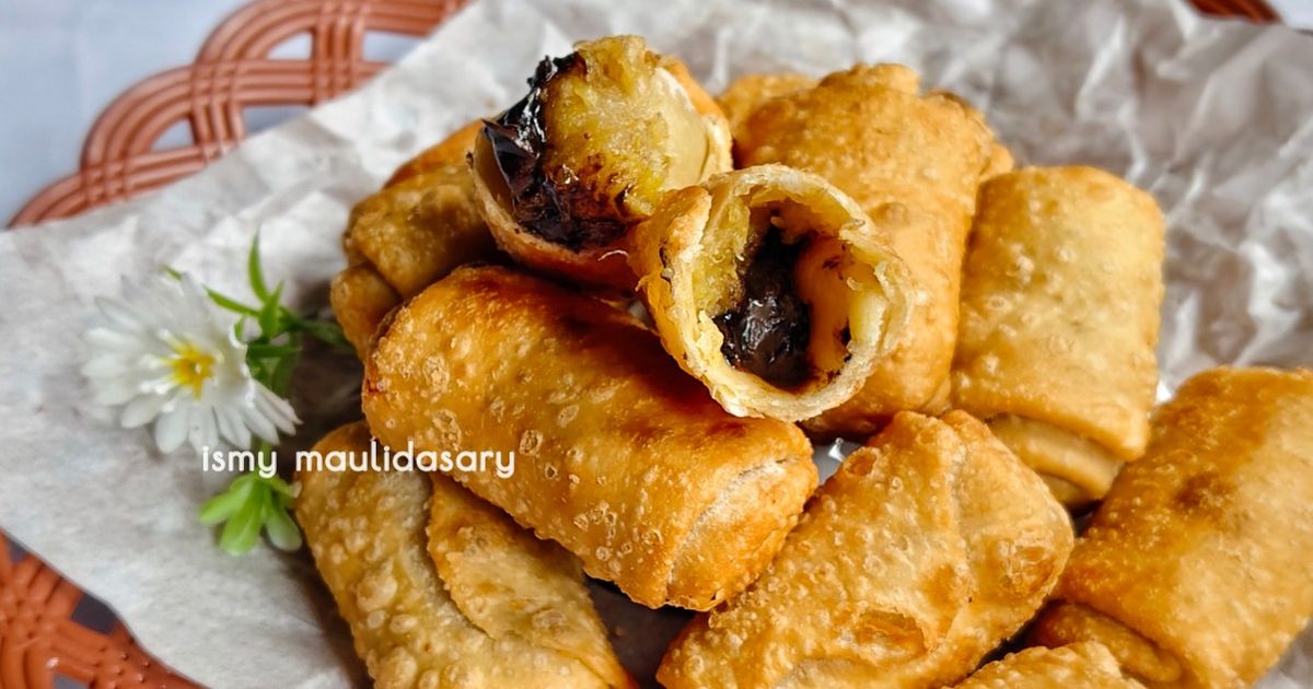 Pastel Gulung isi Selai Pisang & Coklat