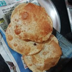 A picture of Puri.