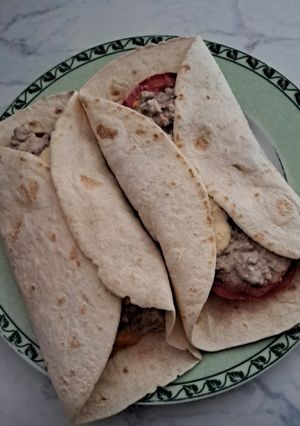 Une photo de Tacos maison à la viande hachée