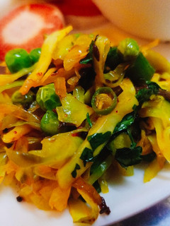 A picture of Green peas cabbage stir fry.