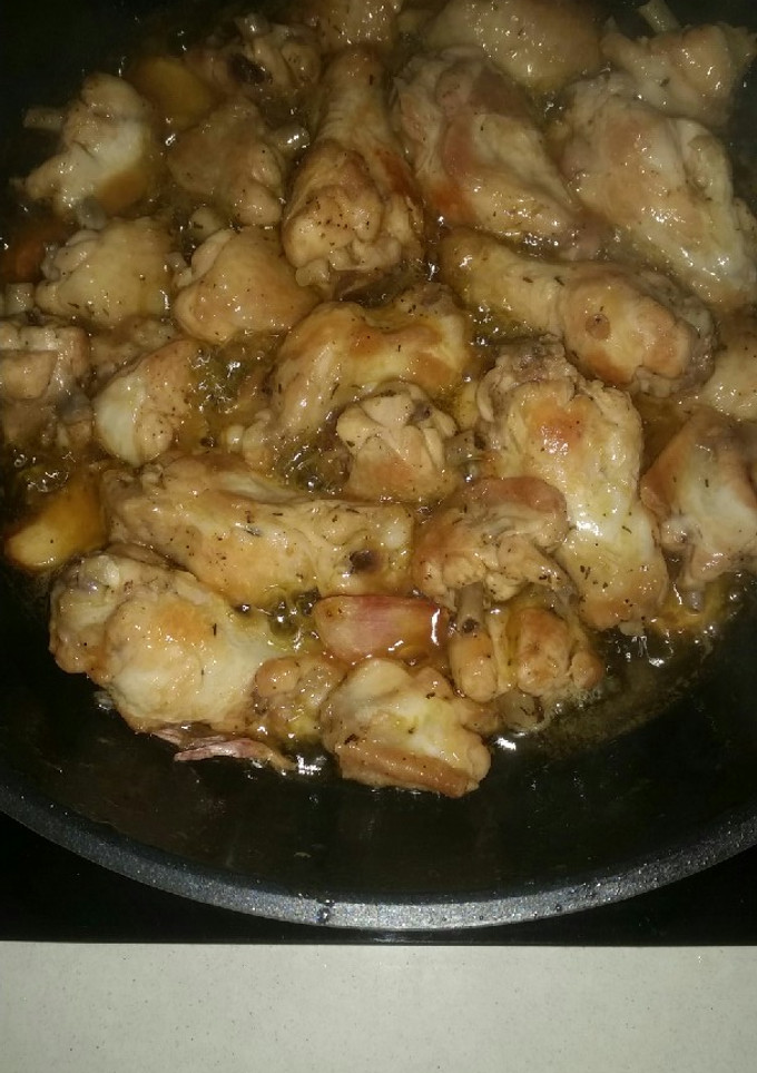 Una foto de Pollo a la cerveza con limón