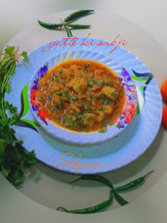 मारवाड़ी गट्टे की सब्ज़ी (marwadi gatte ki sabzi recipe in Hindi) रेसिपी मुख्य फोटो