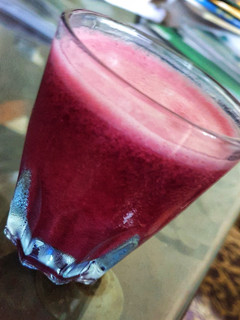 अनार चुक़न्दर का जूस (anar chukandar ka juice recipe in Hindi) रेसिपी मुख्य फोटो