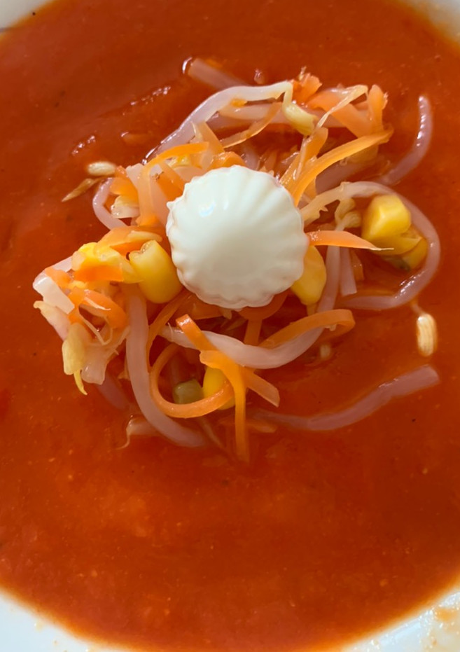 Una foto de Puré de pimientos del piquillo con calabacín, para una persona!!🌶🌶