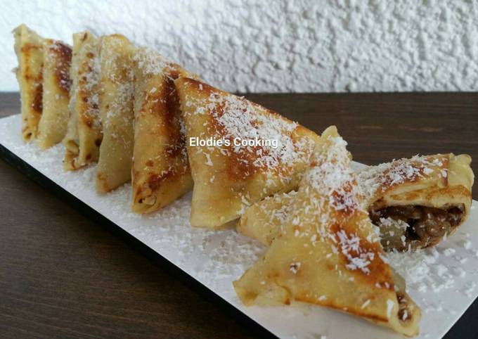 Samoussas de crêpes ananas, chocolat et noix de coco