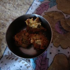 A picture of Dudhi ki pakoda.