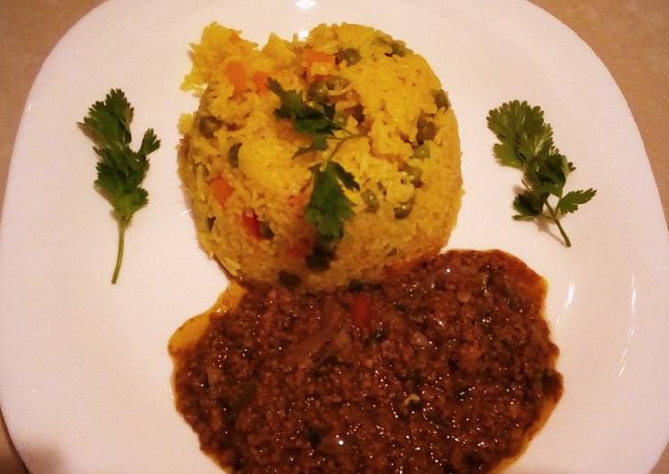 Recipe of Quick Tumeric veggie rice with spicy minced beef