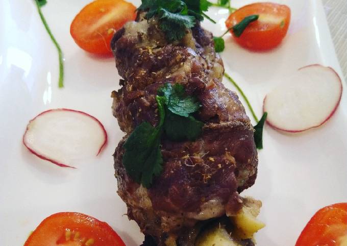 Домашняя буженина с черносливом и имбирём