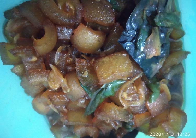 Tumis kikil cabai hijau
