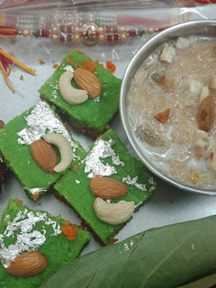 सेवई की खीर (sevai ki kheer recipe in Hindi) रेसिपी मुख्य फोटो