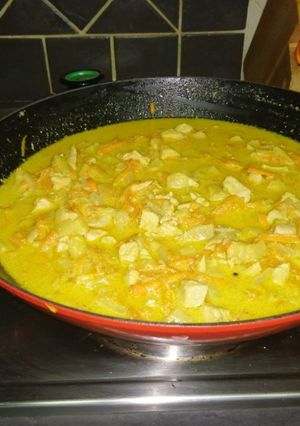 A picture of Caitlin Chicken Coconut Curry.
