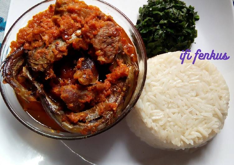 My Daughter love Palm oil stew paired with white rice