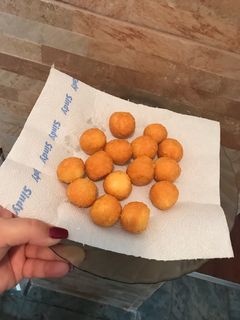 Sajtgolyók recept fotója