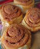 Cinnamon rolls/Rollos de canela caseros 😋