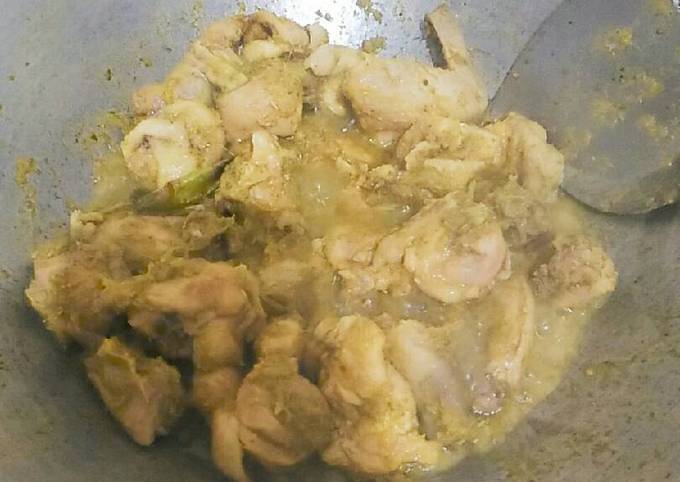 Ayam rica-rica tanpa kemangi