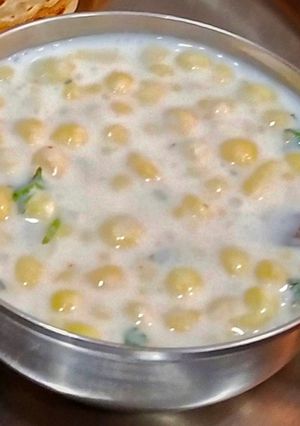 A picture of Boondi Raita.