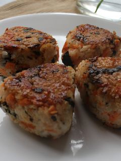 鮭魚烤飯糰 的食譜成品照片