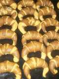 Medialunas bicolor (sabor cacao)