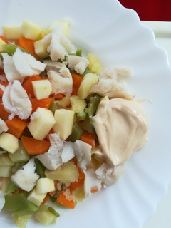 Foto de Salada Russa com pescada e maçã