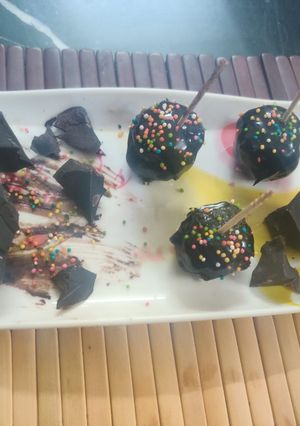 A picture of Chocolate lolly pops Christmas spoon.