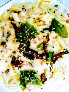 कर्ड राइस (curd rice recipe in Hindi) रेसिपी मुख्य फोटो