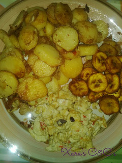 A picture of Irish potato chips with egg & plantain.
