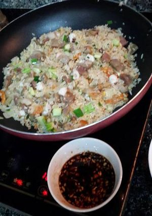 Hình của món Cơm chiên thập cẩm.