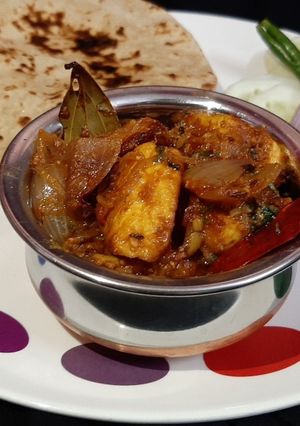 पनीर दो प्याजा (paneer do pyaza recipe in Hindi) रेसिपी मुख्य फोटो