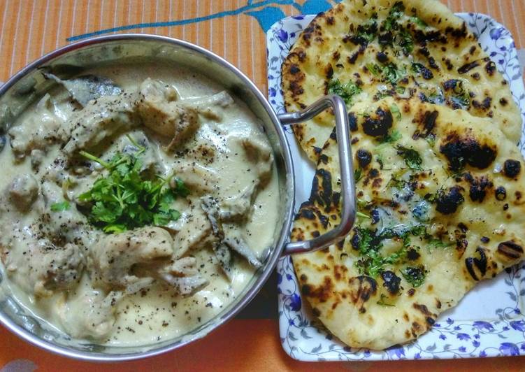 Recipe of Award-winning Malai Murg With Garlic Naan