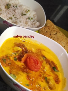 स्वादिष्ट पंजाबी कढ़ी पकौड़ा (Swadisht Punjabi kadhi pakoda recipe in Hindi) रेसिपी मुख्य फोटो